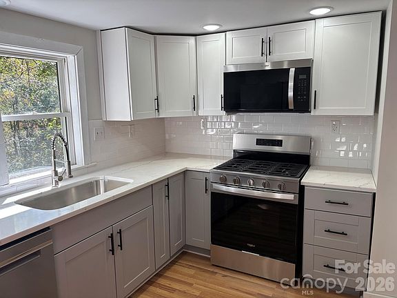 4th image of 162 Phillips Ln