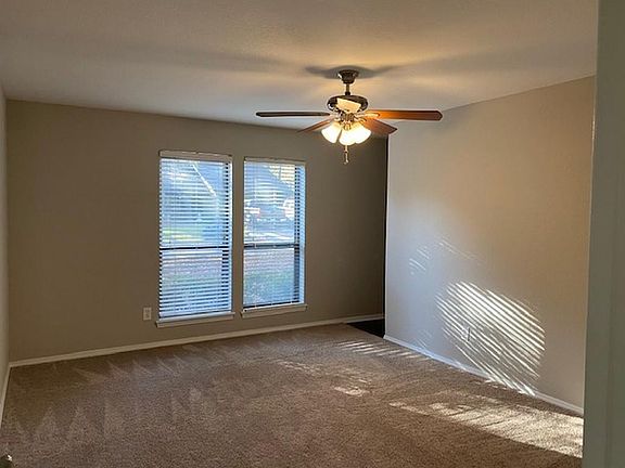 4th image of 4601 Indian Oaks Trl