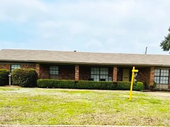 2754 Cherokee Ave, Camden, AR 71701