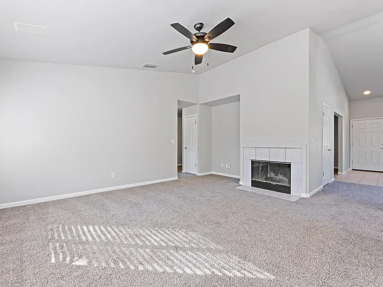 4866 Canfield Cir — Photo 23
