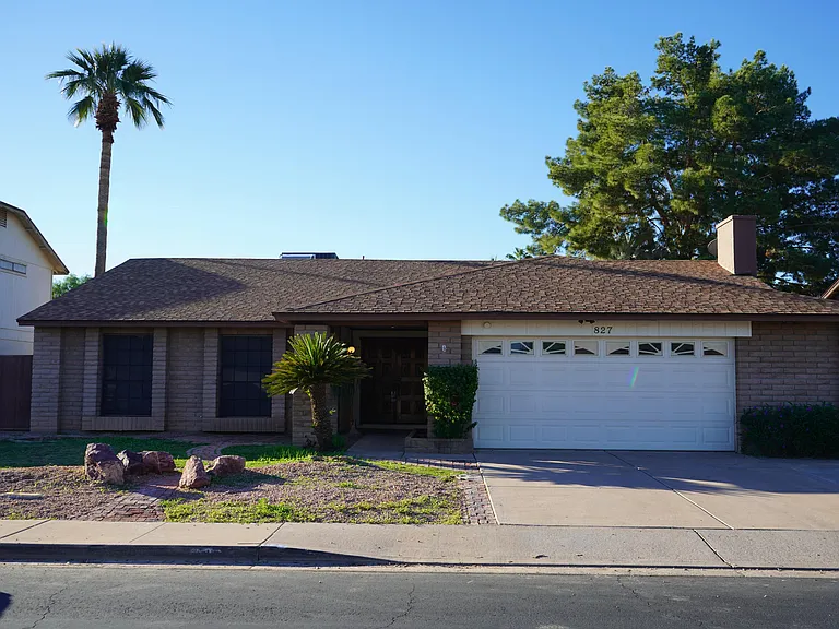 827 W Plata Ave — Photo 1