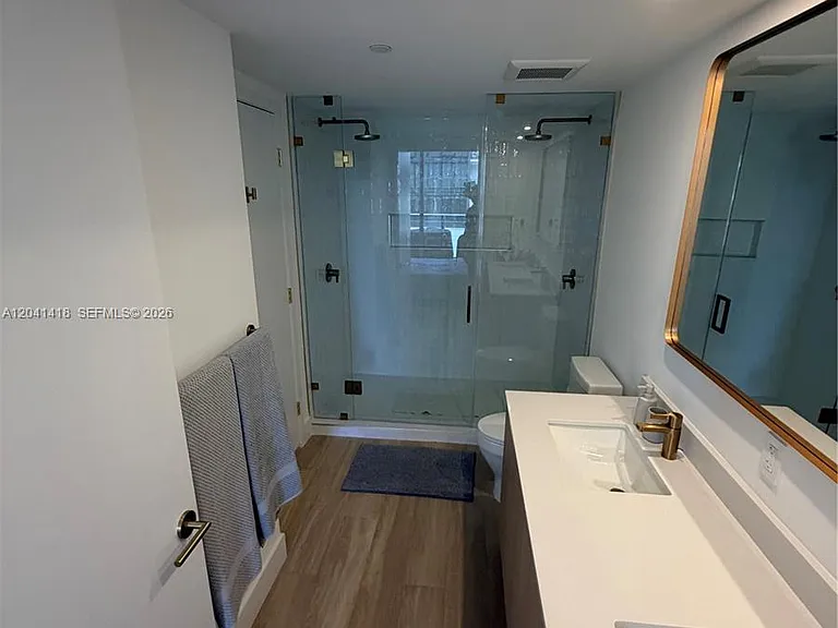 90 NE 32nd St #707 — Photo 19