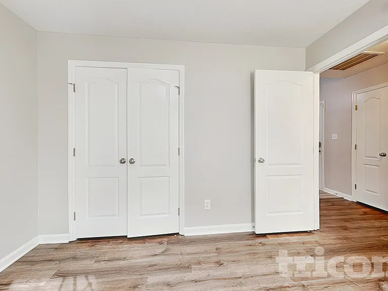 2124 Sylvan Lake Dr — Photo 11