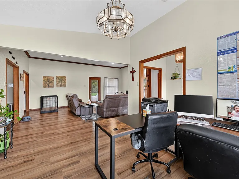 3921 Timberidge Dr — Photo 9