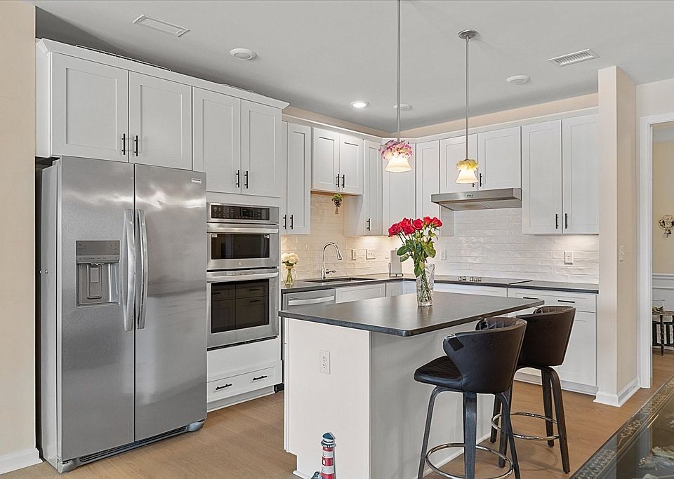 1st image of 1 Peters Farm Way #411