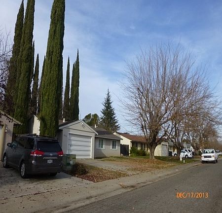 3rd image of 2232 Forestlake Dr