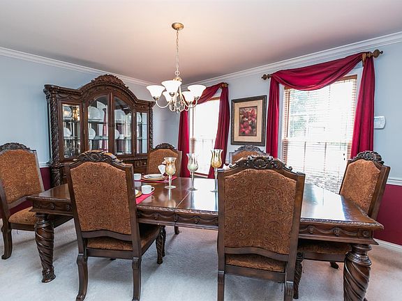 4th image of 2825 Belle Haven Pl