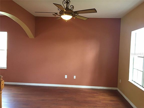 3rd image of 7153 Maysville Ct