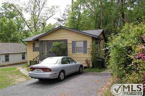 2nd image of 2410 Country Club Dr