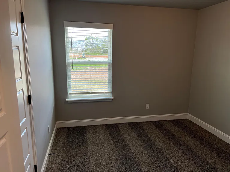 2110 Bluestem Dr — Photo 15