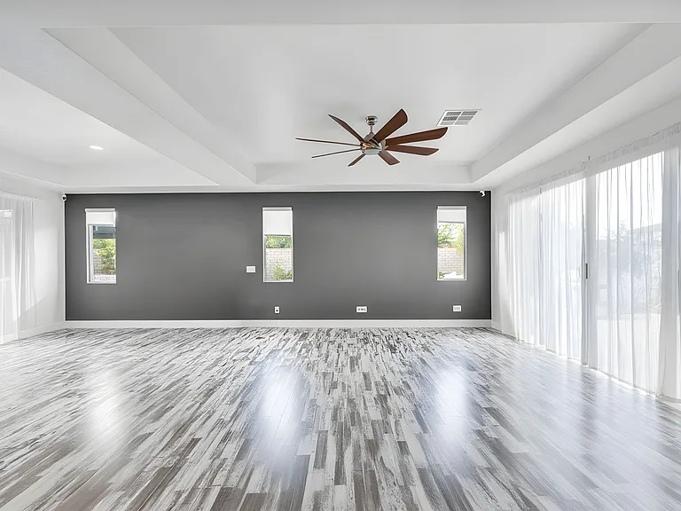 233 Castellari Dr — Photo 27