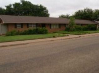 1005 N 10th St, Lamesa, TX 79331