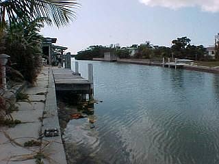 3rd image of 687 30th Ocean St
