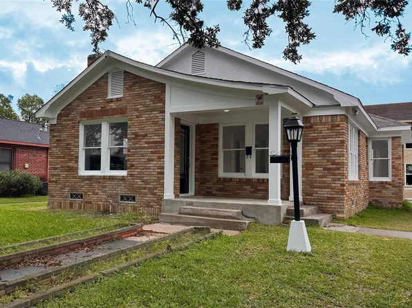 1569 Elliott St, Houston, TX 77023