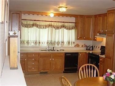 3rd image of 3345 White Beech Ln
