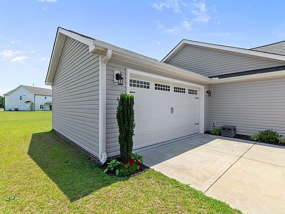 4th image of 214 Weeping Willow Dr #80