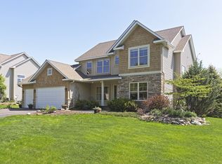 16352 Gunflint Trl, Lakeville, MN 55044