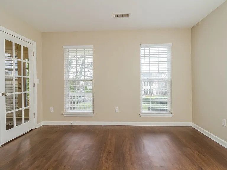 1716 Carlyon Ct — Photo 13