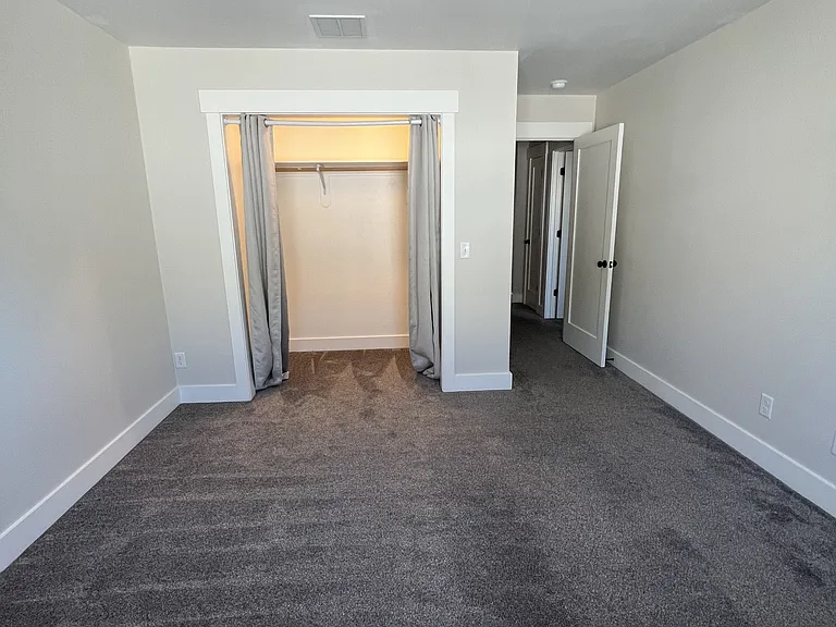 1185 Abigail Ln #A — Photo 26