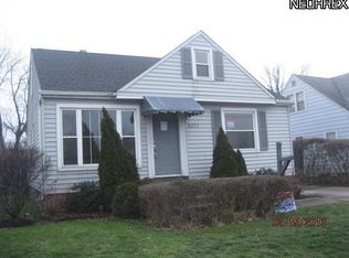 8311 Snow Rd, Parma, OH 44129