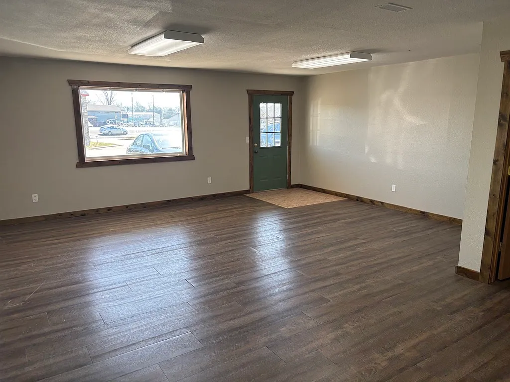 3351-3371 S. Springfield Ave. - Unit 3353 — Photo 1