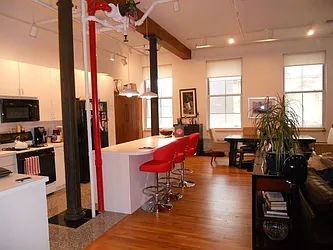 Rented by Manhattan Property Group