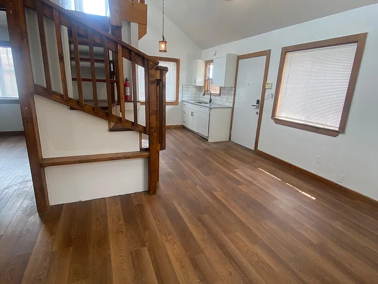 1712 Lead Ave SE #C — Photo 7