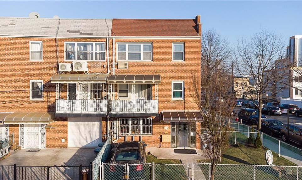 1st image of 2581 W 15th St