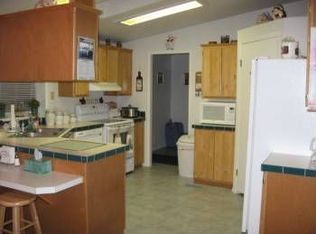2117 SW 29th St, Troutdale, OR 97060