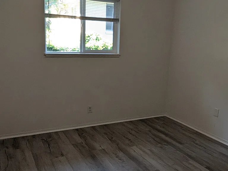 418 S Elder St #418 — Photo 10