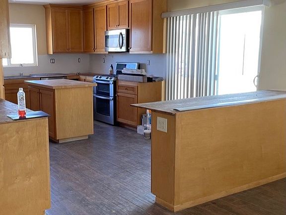 5th image of 10645 E Avenue R12