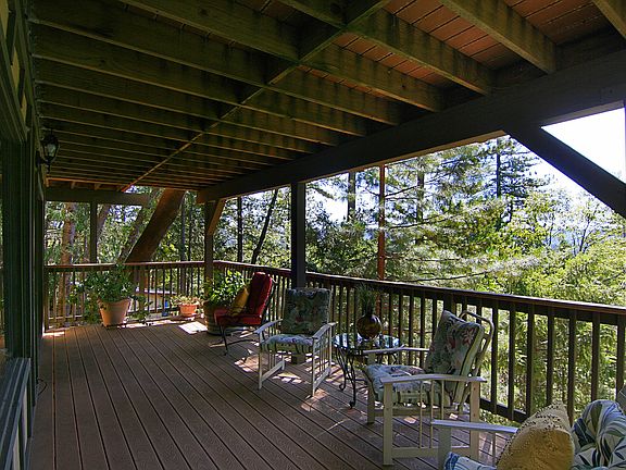 3rd image of 301 Sunnyside Dr