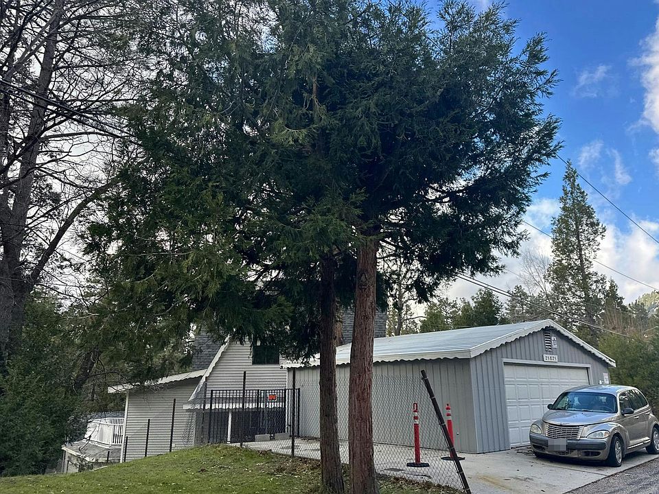 2nd image of 25825 Cassler Dr