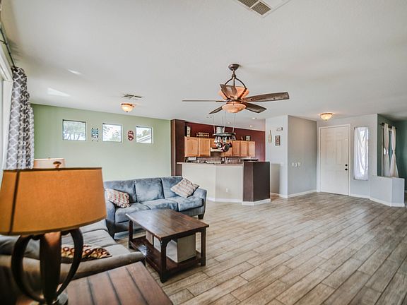 Living Room 4