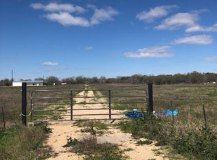 290 Gander Slough Rd, Kingsbury, TX 78638