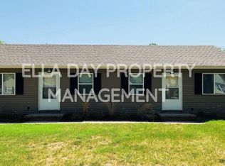 836 S Terrace Dr, Wichita, KS 67218