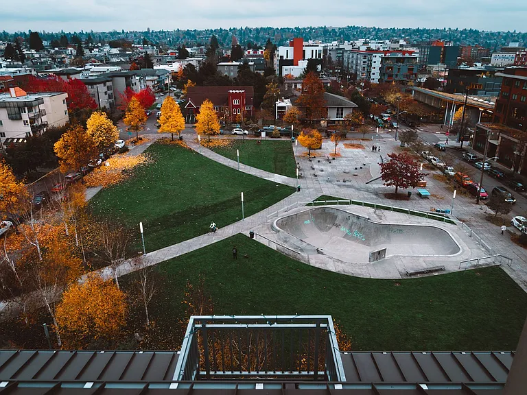 Ballard on the Park — Photo 35