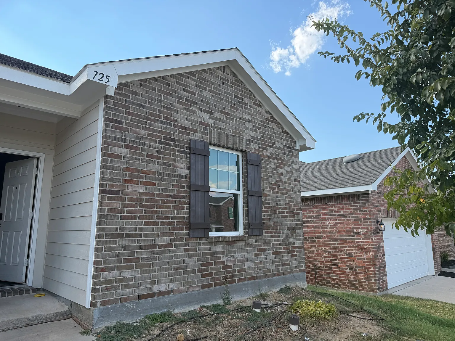 3 bed, 1589 sqft, $2,650 — Photo 1