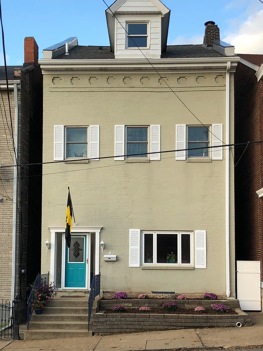 237 44th St photo 1