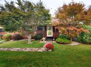 426 Sherrick Dr, North Huntingdon, PA 15642