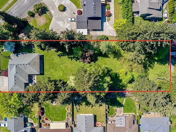 3rd image of 1913 3rd Avenue NW