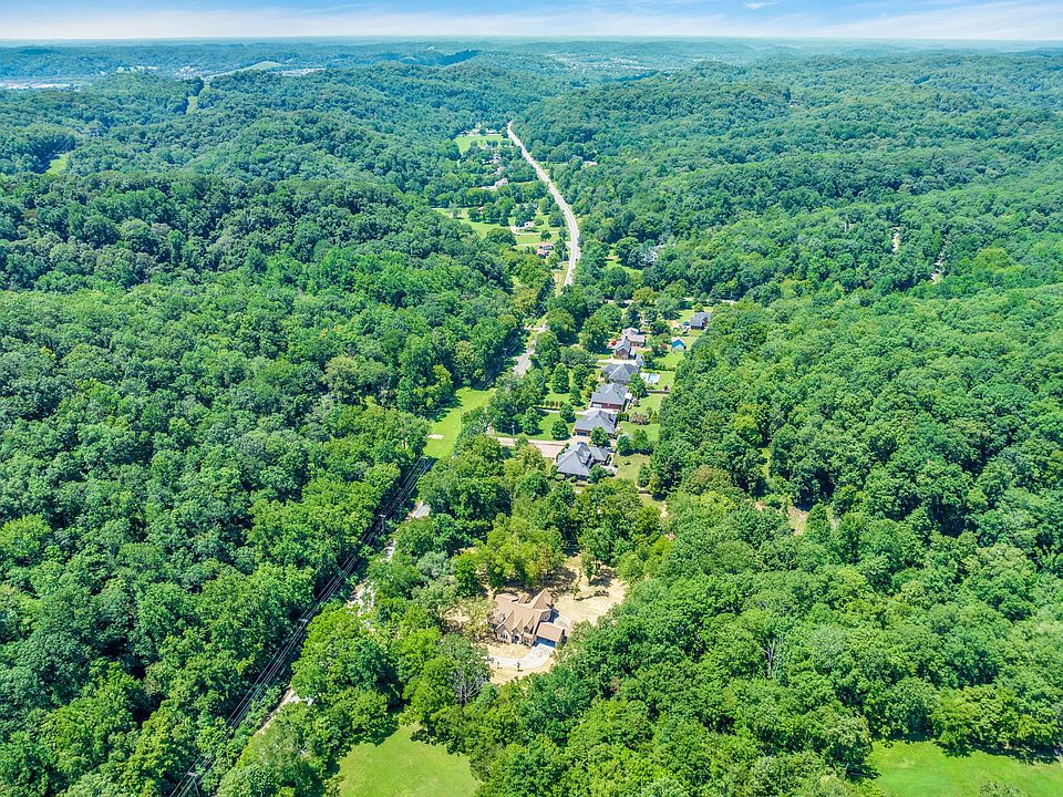 8018 Charlotte Pike, Nashville, TN 37221 MLS 2535301 Zillow