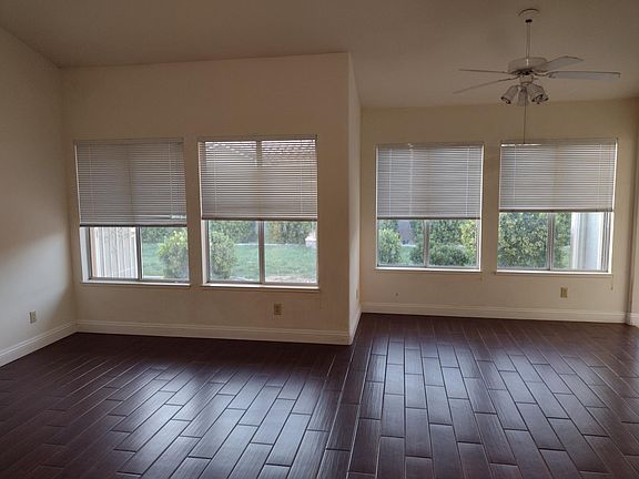 3rd image of 5116 Costabella Ln