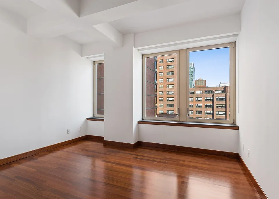 305 E 63rd St #10A