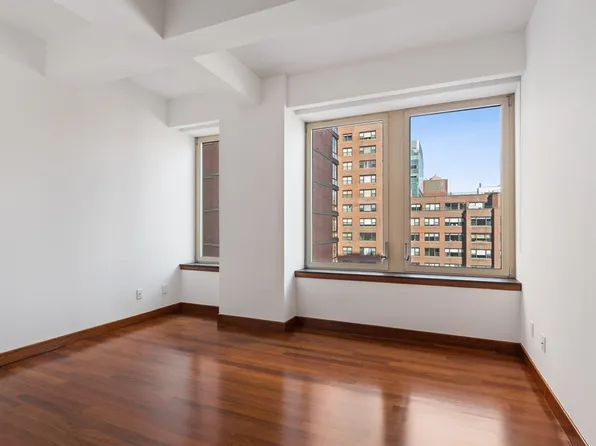 305 East 63rd Street image 1 of 21