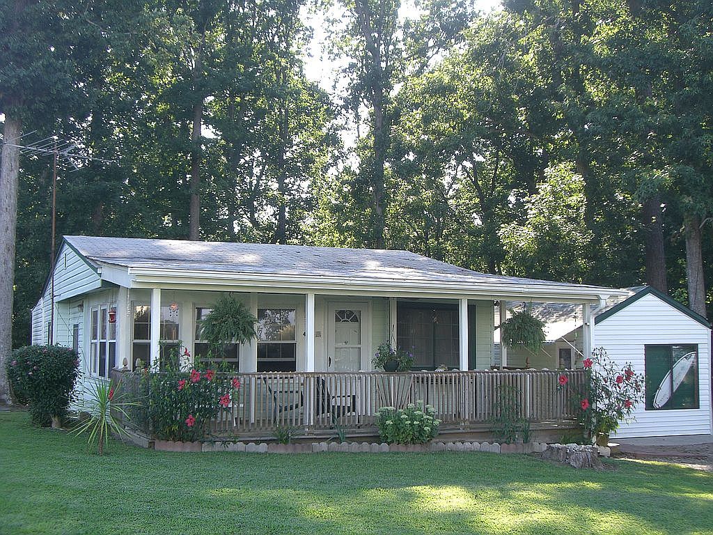 489 James River Overview, Spring Grove, VA 23881 Zillow