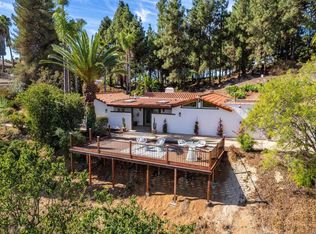 2240 Elevado Rd, Vista, CA 92084