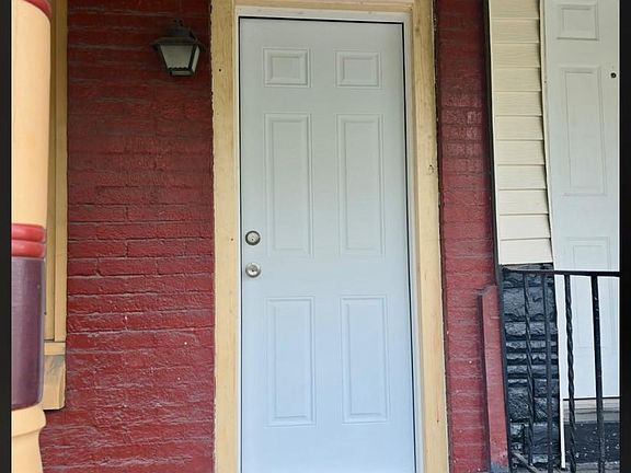 2nd image of 2122 Kutztown Rd