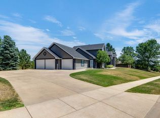 7120 Prestwick Rd, Rapid City, SD 57702