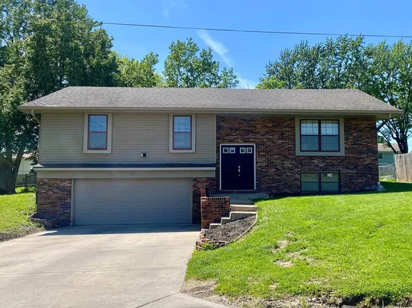 210 Woodrow St, Chillicothe, MO 64601
